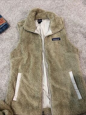 Patagonia Women's Olive Sherpa Fleece Vest